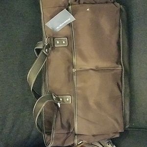 Brand new Hillard and Hanson chocolate brown purse